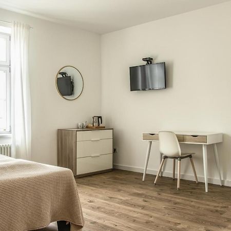 Palac I Folwark Brzeznica Brzeznica  Экстерьер фото