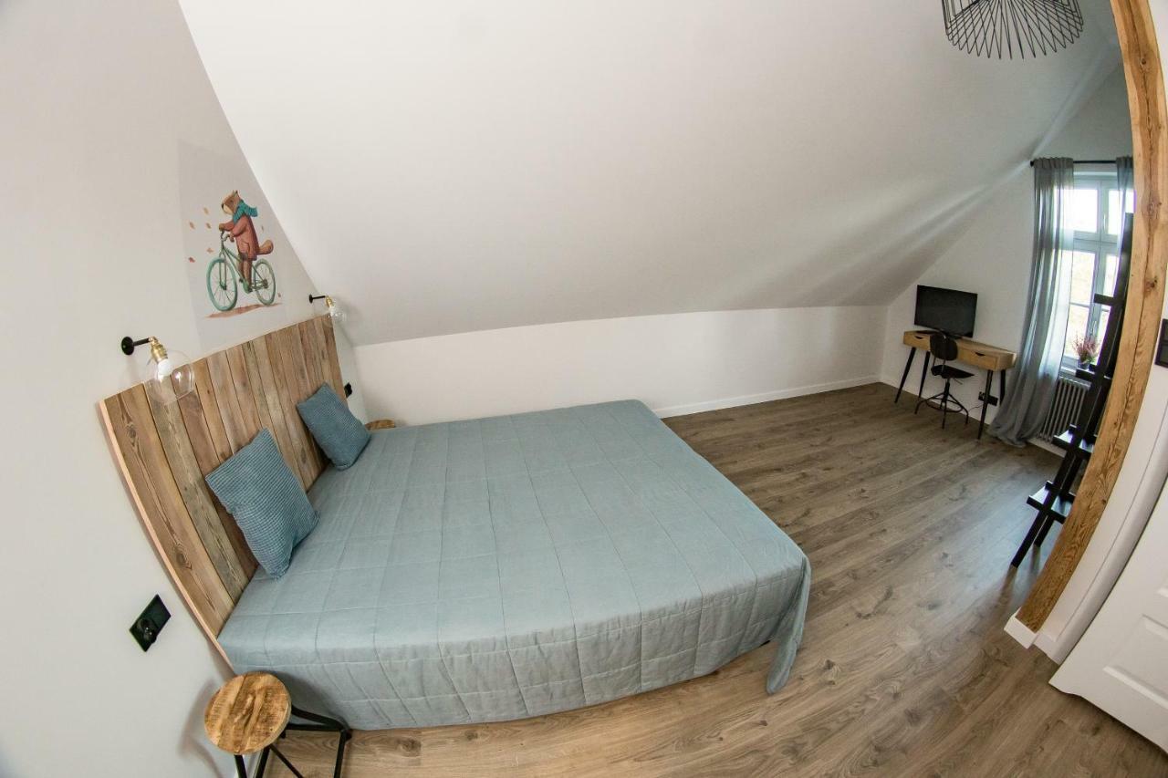 Palac I Folwark Brzeznica Brzeznica  Экстерьер фото